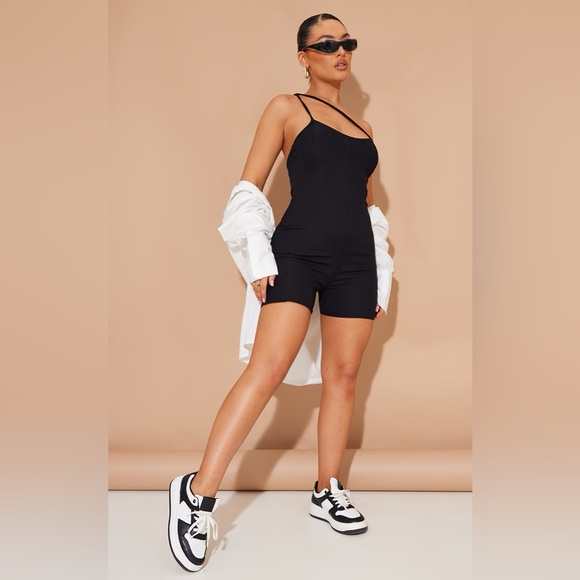 TRADE✨ - Picture 2 of 5